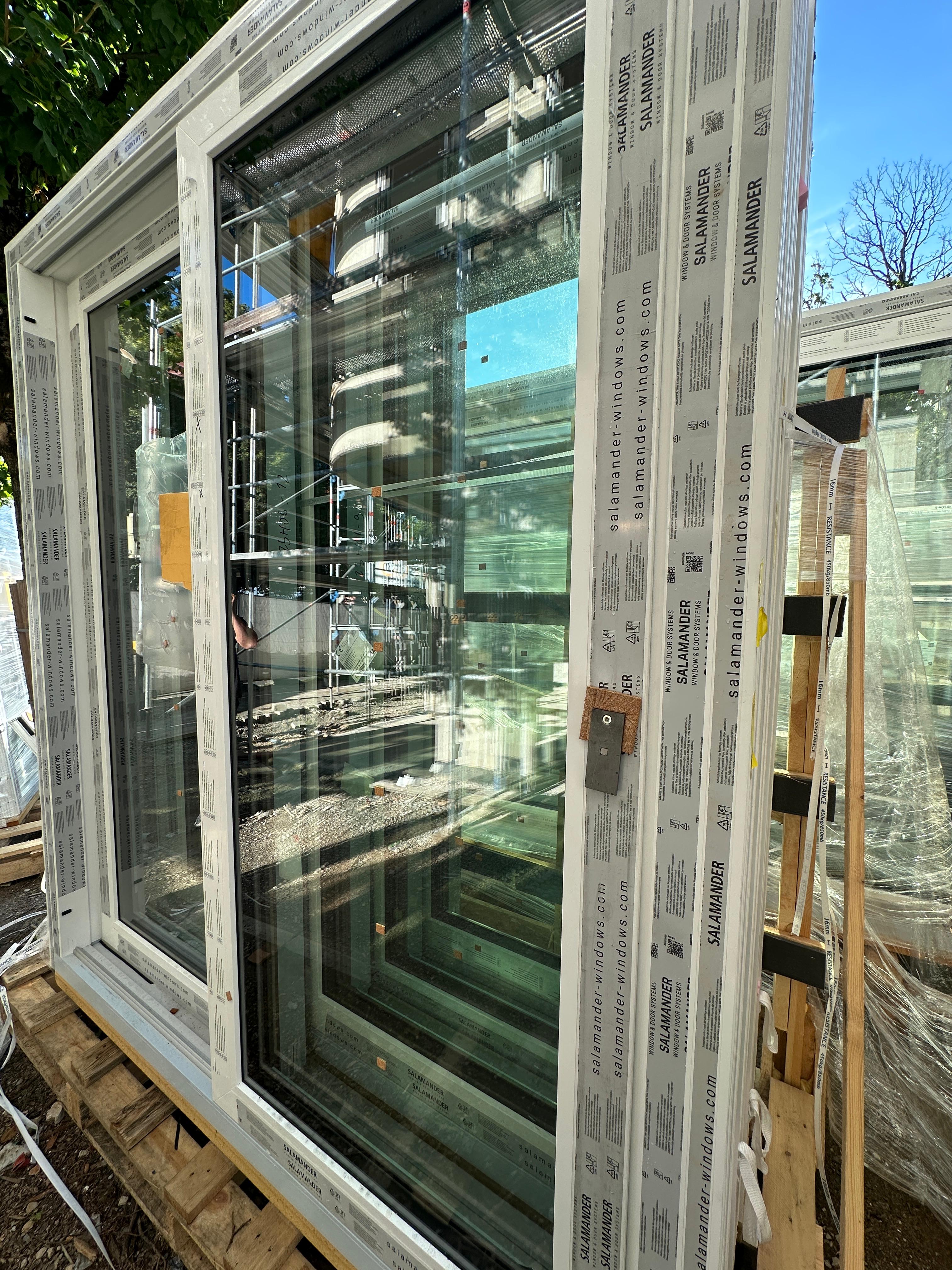 Bodentiefe Schiebetüren mit Schallschutz - Penthouse Wohnung